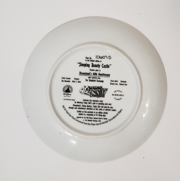 Disneyland 40th anniversary collectable plate - Picture 5 of 10